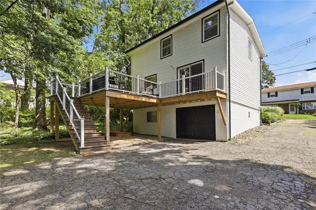 238 Grant Avenue gallery image 21