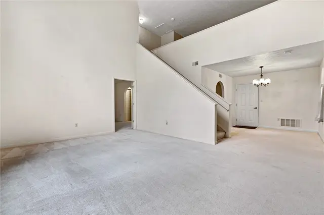 238 Huckleberry Ct gallery image 5
