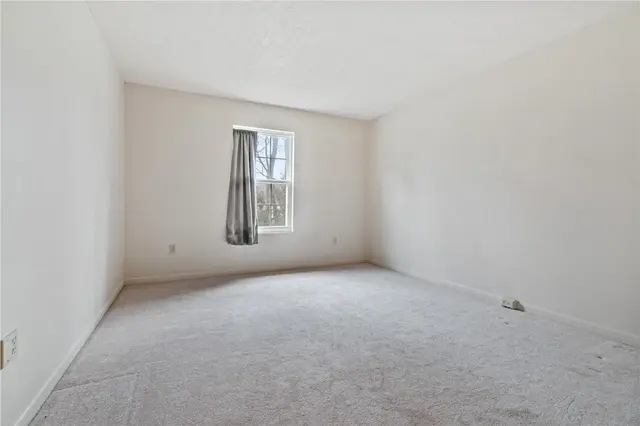 238 Huckleberry Ct gallery image 12