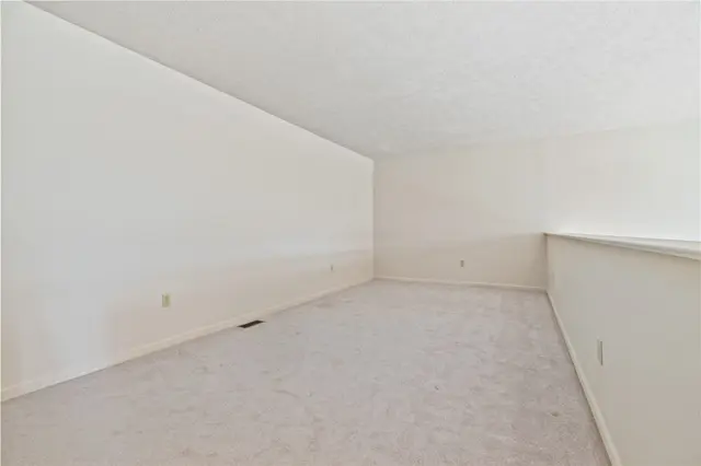 238 Huckleberry Ct gallery image 14