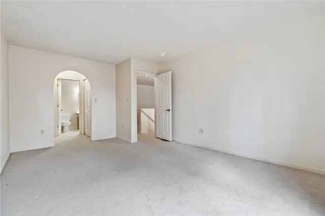 238 Huckleberry Ct gallery image 16