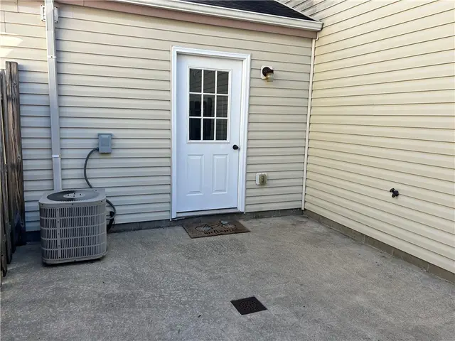 238 Huckleberry Ct gallery image 24