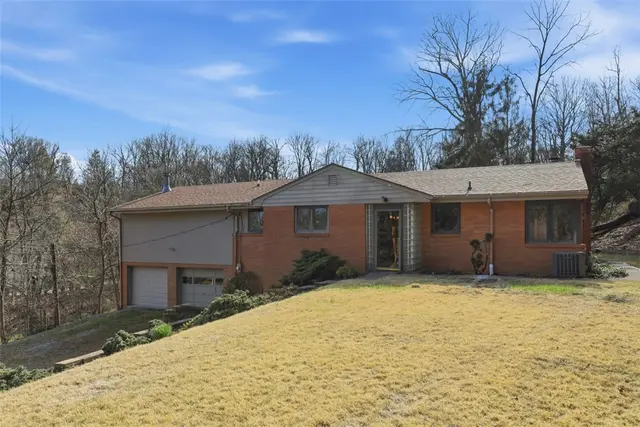 239 Byron Rd