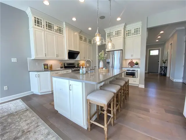 239 Venango Trl gallery image 8