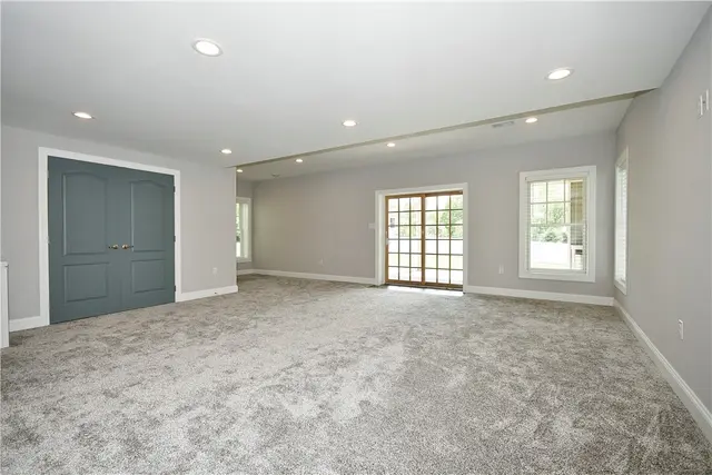 239 Venango Trl gallery image 24