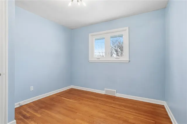 2393 Brandt School Road gallery image 17