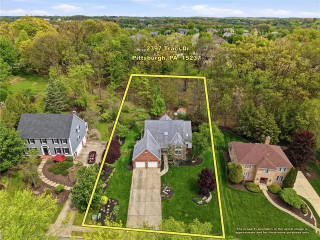 2397 Traci DRIVE gallery image 30