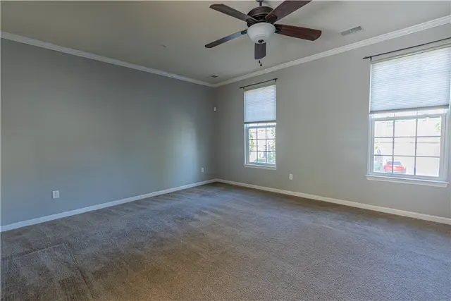 240 Broadstone Dr gallery image 10
