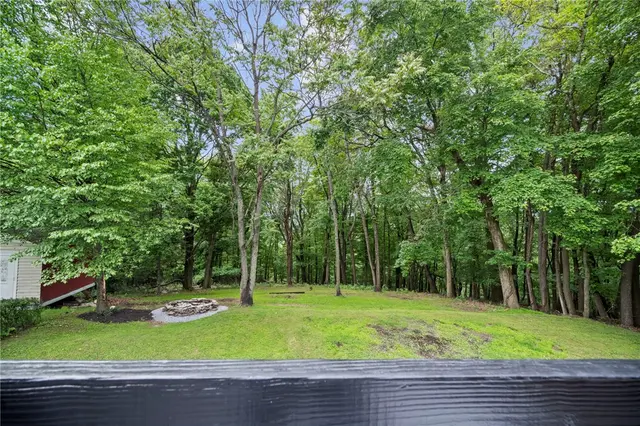 240 Wallingford Dr gallery image 23