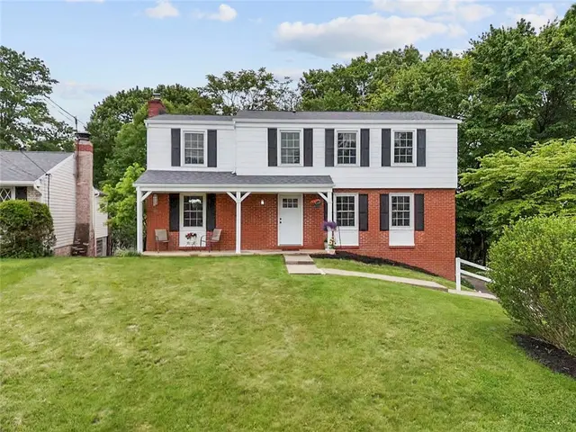 240 Wallingford Dr