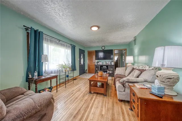 2400 Linden Dr gallery image 11