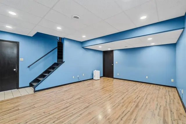 2403 Ramblewood Dr gallery image 2