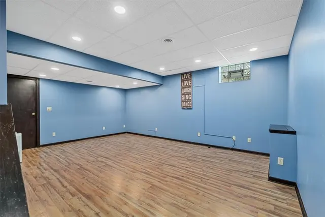 2403 Ramblewood Dr gallery image 7