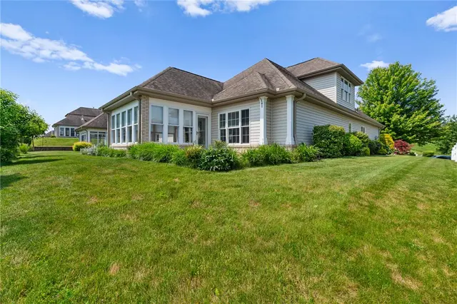 241 Hytyre Farms Dr gallery image 8