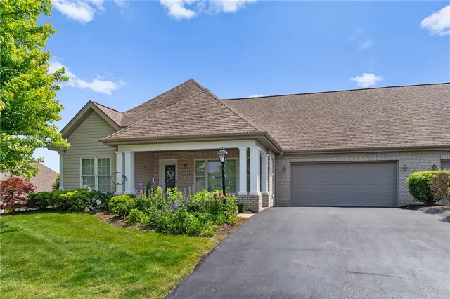 241 Hytyre Farms Dr gallery image 19