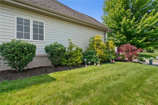241 Hytyre Farms Dr gallery image 23