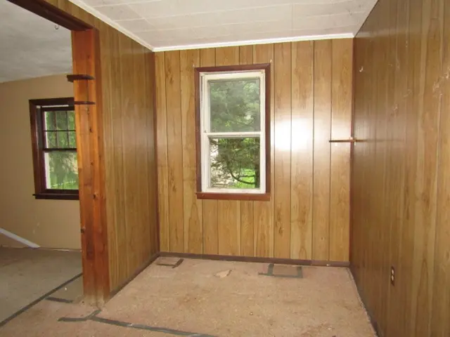 241 Weber Rd gallery image 29