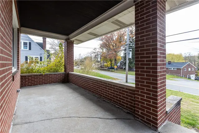 2416 Nicholson Rd gallery image 16