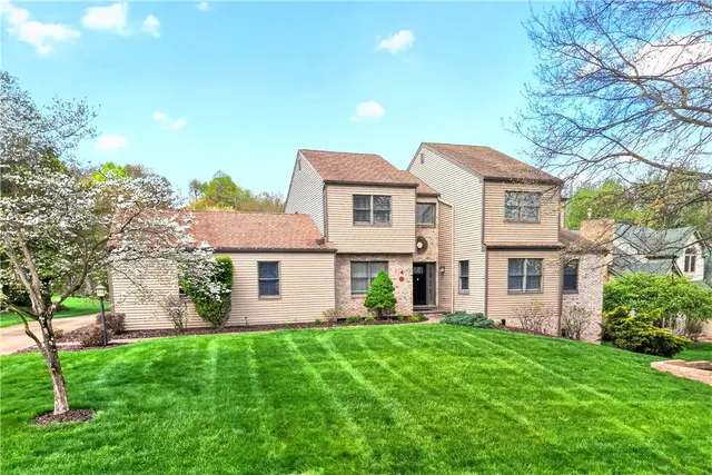 243 Cumberland Dr. gallery image 2