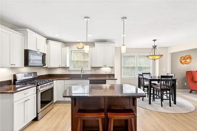 243 Cumberland Dr. gallery image 8