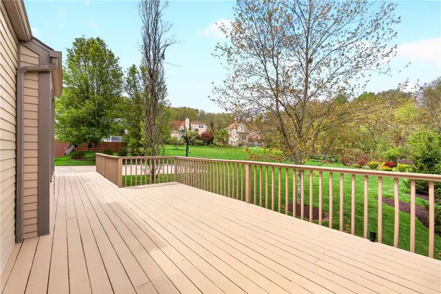 243 Cumberland Dr. gallery image 13