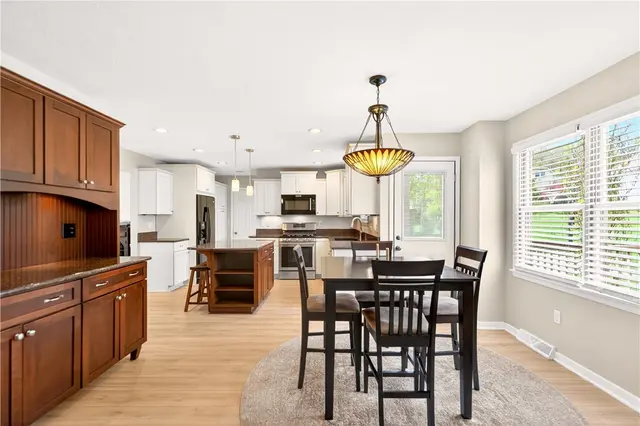 243 Cumberland Dr. gallery image 15