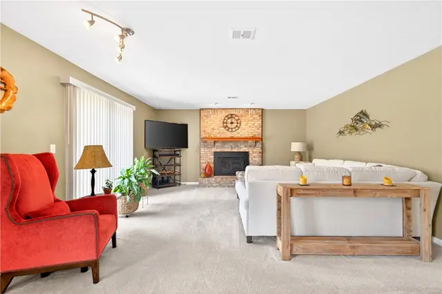 243 Cumberland Dr. gallery image 21