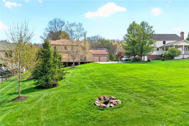 243 Cumberland Dr. gallery image 22