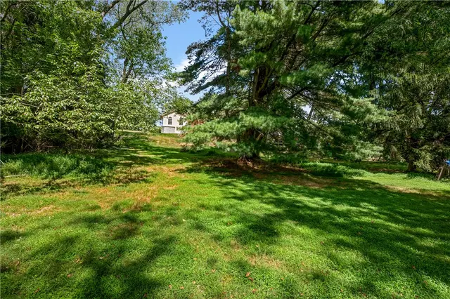 2436 Trotter Dr gallery image 4
