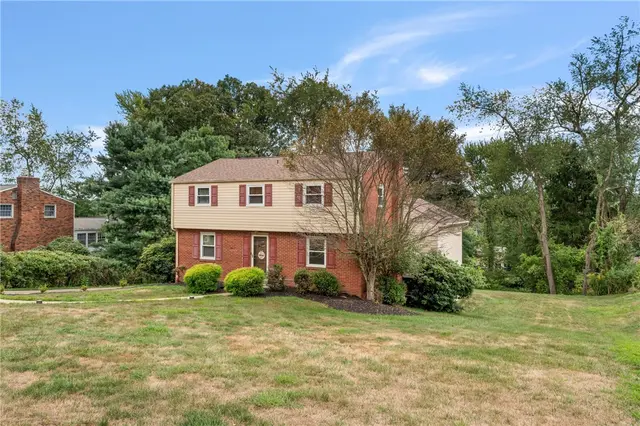 2436 Trotter Dr gallery image 6