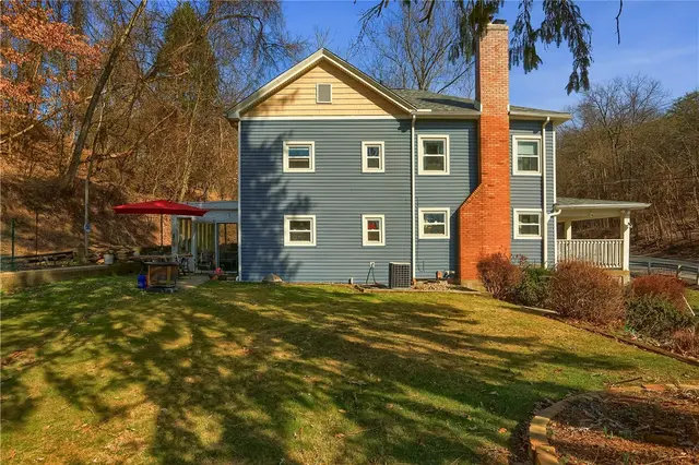 2439 Brandt School Rd gallery image 3