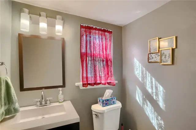2439 Brandt School Rd gallery image 20