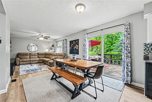 244 Jaclyn Dr gallery image 23