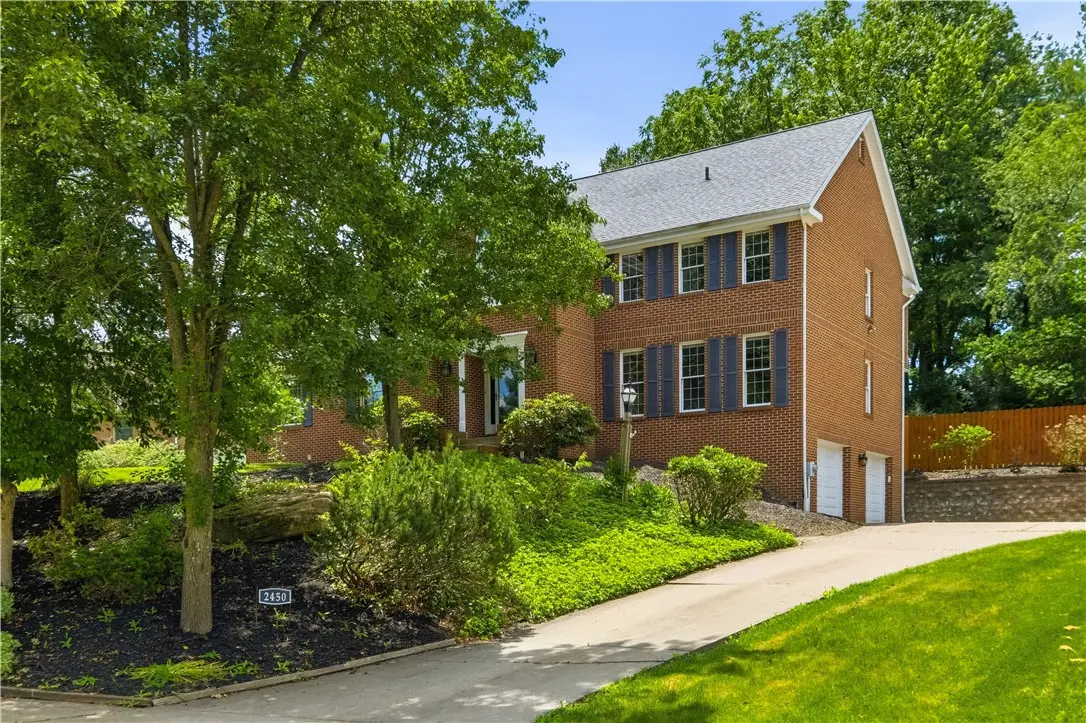 2450 Dogwood Drive