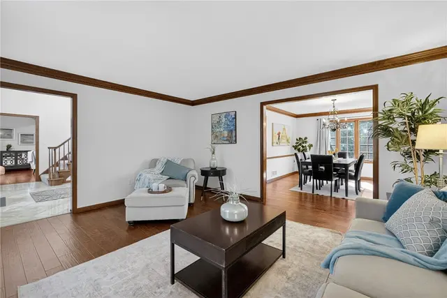 2455 Dogwood Dr gallery image 9