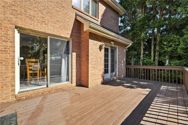 2455 Dogwood Dr gallery image 18