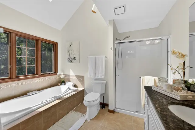 2455 Dogwood Dr gallery image 31