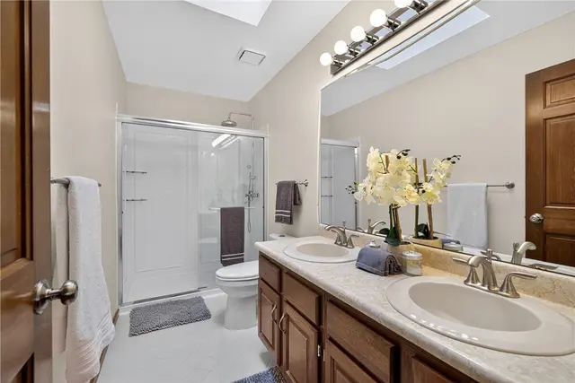 2455 Dogwood Dr gallery image 34