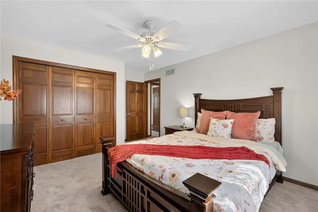 2455 Dogwood Dr gallery image 36