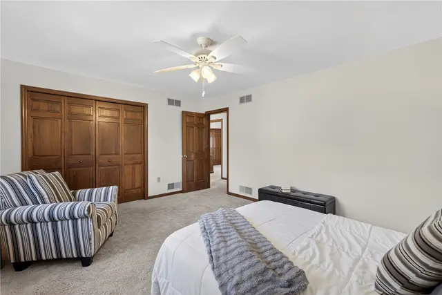 2455 Dogwood Dr gallery image 38