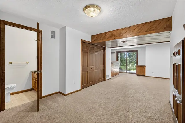 2455 Dogwood Dr gallery image 40