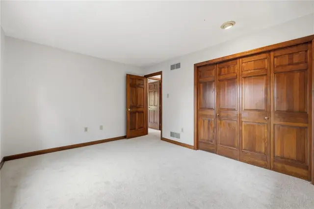 2457 Dogwood Dr gallery image 7