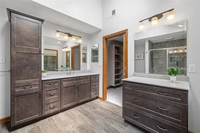 2457 Dogwood Dr gallery image 10