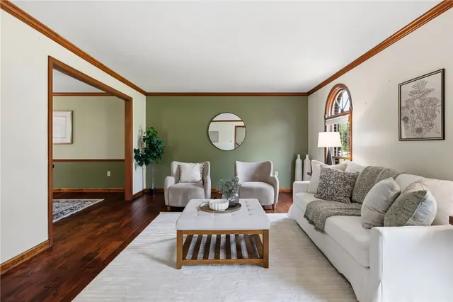 2457 Dogwood Dr gallery image 14