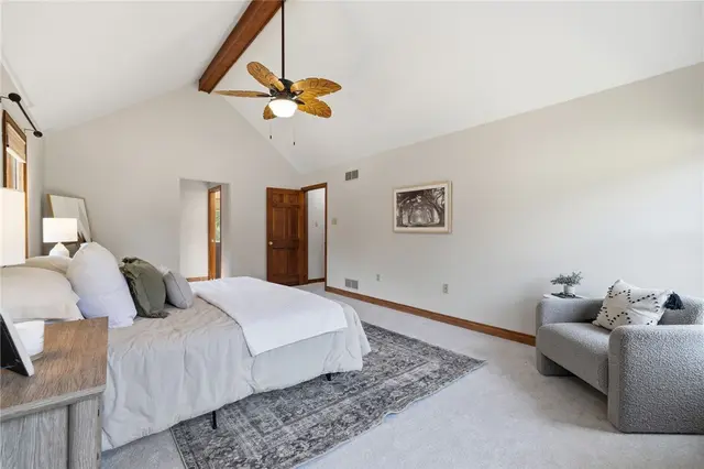2457 Dogwood Dr gallery image 16