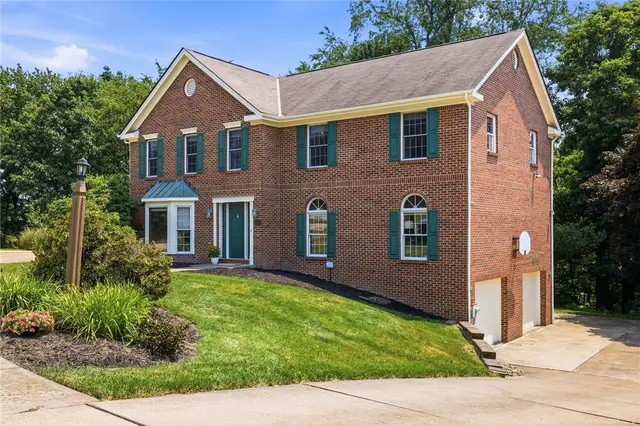 2457 Dogwood Dr gallery image 45