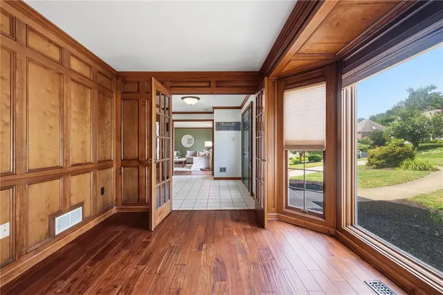2457 Dogwood Dr gallery image 47