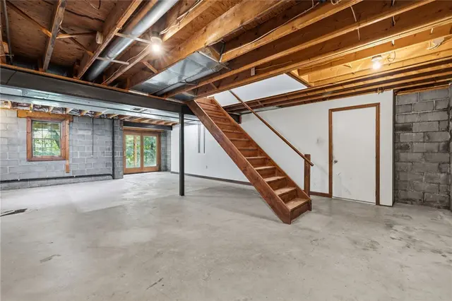 2457 Dogwood Dr gallery image 50