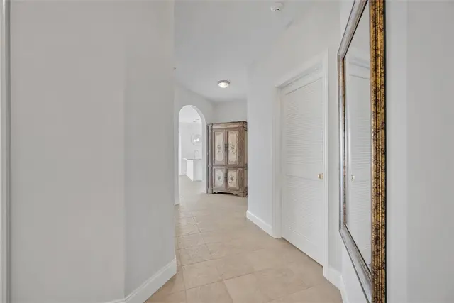 246 Adams Pointe 1 gallery image 13