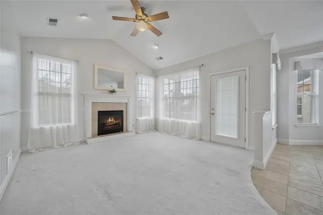 246 Adams Pointe 1 gallery image 34